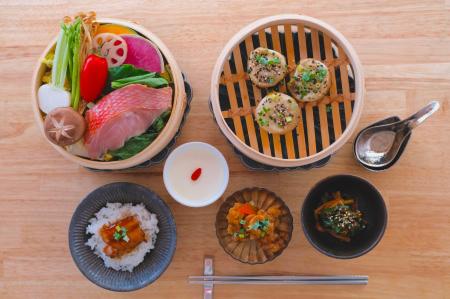 静岡県産野菜と選べるメインをせいろで味わう店内限定