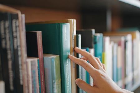 【仙台ロイヤルパークホテル】小さな図書館プロジェク 【仙台ロイヤルパークホテル】小さな図書館プロジェク