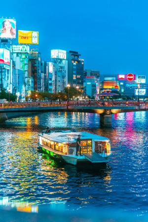 博多らしい“味”と“風景”を、ひとつの鍋で！福岡で唯一