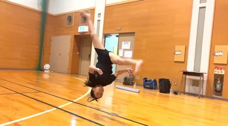 津市で「はじめてのアクロバット体験キャンペーン」を