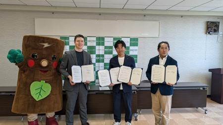 人口575人“北海道で一番小さな村”に開校した学びutf-8 人口575人“北海道で一番小さな村”に開校した学びutf-8