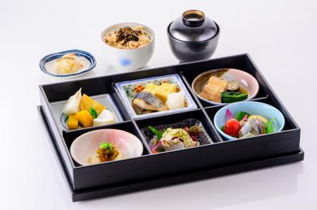 【新日本海フェリー】船内レストラン特別メニュー「北