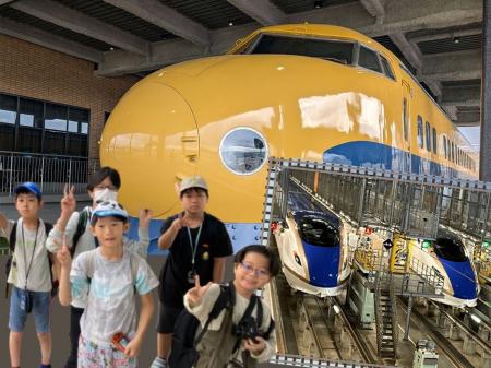 【こどもの休日の過ごし方】10/10出発 電車博士キャン