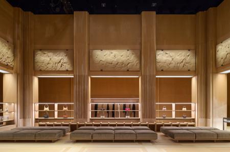 【GUCCI】2027年春夏コレクション「The Store Show」