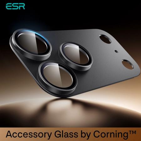 ESR、カメラ全体を一体で守るiPhone用強化ガラスフィ