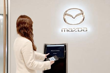 マツダ、東京本社にビットキーの「workhub」を導入