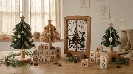 クリスマスを待つ時間を、木のぬくもりとともにutf-8