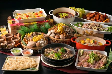 神戸・元町のホテルビュッフェに秋の味覚 きのこ18種※
