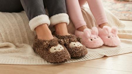親子で履ける豊富なサイズ・デザイン「ルームソックス