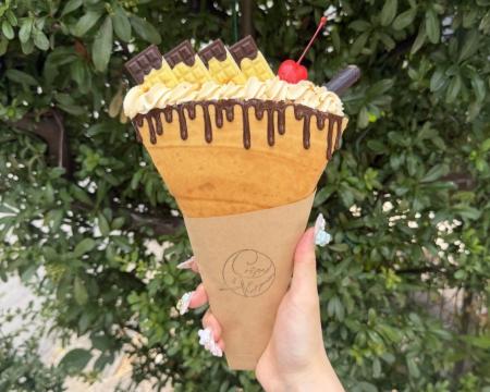 「クレープとエスプレッソと」にて、インフルエンサー