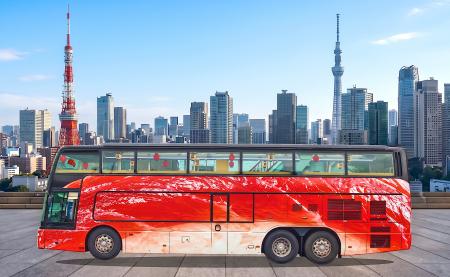 世界初!「二階建てバス × 回転寿司」の異業種コラボ 世界初!「二階建てバス × 回転寿司」の異業種コラボ