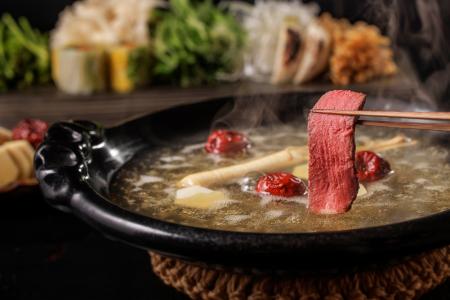 【星のや軽井沢】養命酒製造とのコラボレーションによ