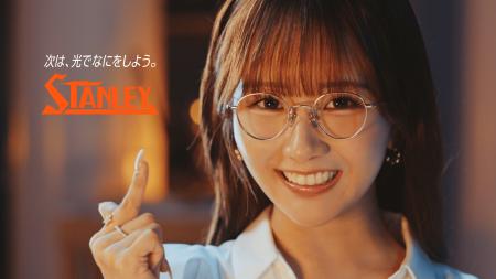 スタンレー電気、新企業CM「光がもたらす安心と勇気」