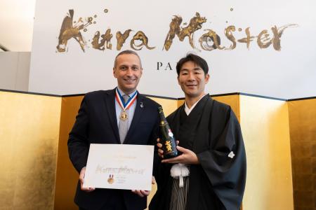 スパークリング日本酒が世界一の栄冠へ スパークリング日本酒が世界一の栄冠へ