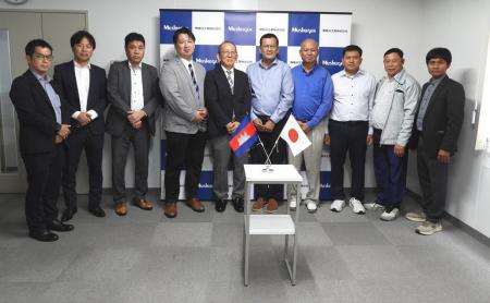 カンボジア王国政府関係者を含む訪問団が無臭元工業を