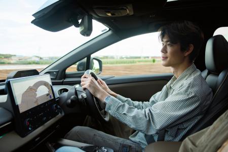 TOYOTAの電気自動車「bZ4X Touring」とともに過ごす日