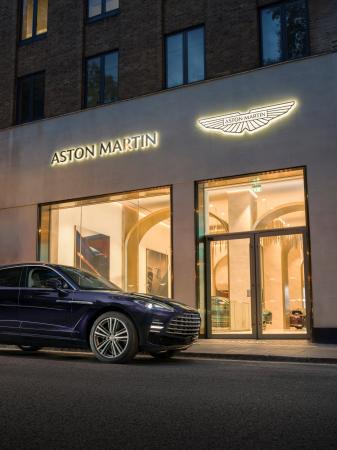 アストンマーティン Q London、ロンドン中心部に正式 アストンマーティン Q London、ロンドン中心部に正式