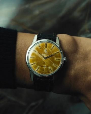 時が描いた黄金の大地。1950年代のOMEGA Seamaster “G