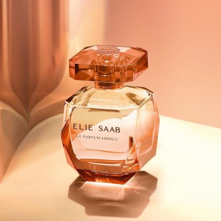 秋冬にぴったりの温もりあるフローラルアンバーの香り 秋冬にぴったりの温もりあるフローラルアンバーの香り