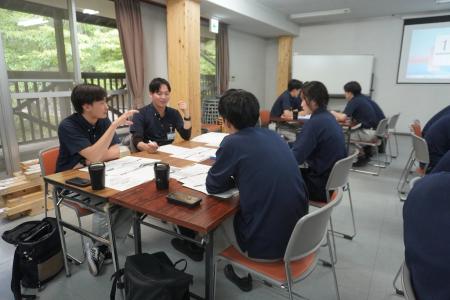 【京都・京田辺】森の中で“話す・食べる・泊まる”。最 【京都・京田辺】森の中で“話す・食べる・泊まる”。最