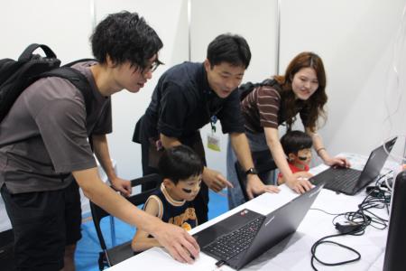 【広島工業大学】3Dプリンターや刺しゅうミシン体験で