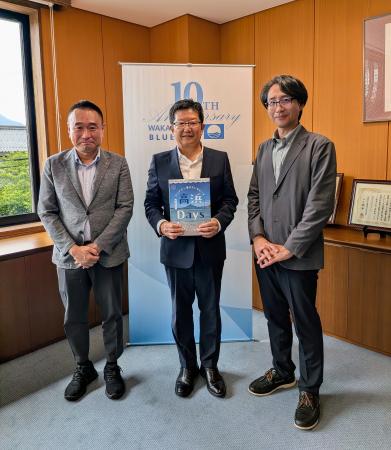 福井県高浜町の漁港直結マーケット〈UMIKARA〉、高島