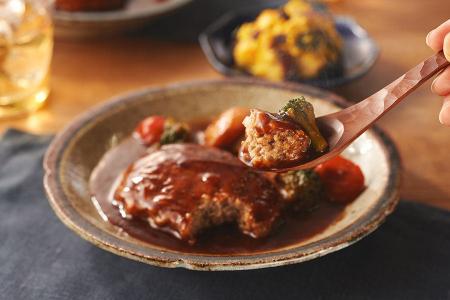 あの日本料理の名店の味が、自宅のレンジで5分あたた あの日本料理の名店の味が、自宅のレンジで5分あたた