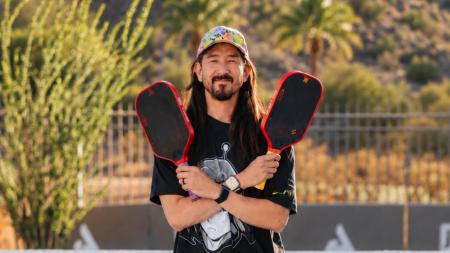 世界的DJ、スティーヴ・アオキの「HiROQUEST」がピッ 世界的DJ、スティーヴ・アオキの「HiROQUEST」がピッ