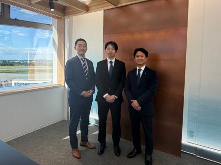 ギックス、「富山高山すし空港」内にオフィス開設 AI ギックス、「富山高山すし空港」内にオフィス開設 AI