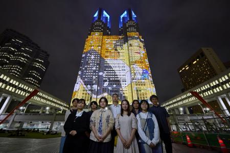 都立総合芸術高等学校と連携したプロジェクションマッ 都立総合芸術高等学校と連携したプロジェクションマッ