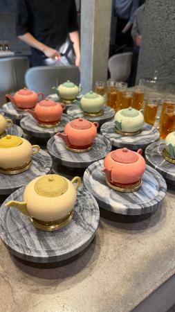 ふたも持ち手も食べられるティーポットケーキ大阪 中