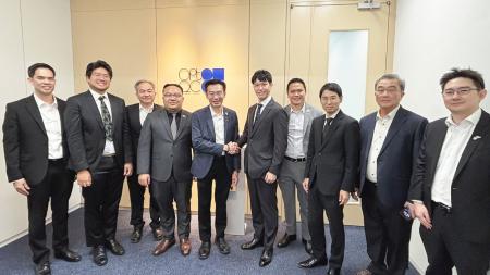OptQC、タイ王国のヨッチャナン副首相と面会 OptQC、タイ王国のヨッチャナン副首相と面会