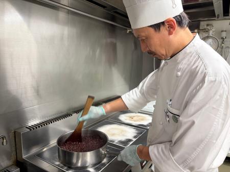 オホーツク産小豆の手作りあんこをホテル朝食で今年も