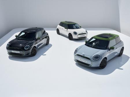 MINI PAUL SMITH EDITION ガソリンモデル受注1,000台 MINI PAUL SMITH EDITION ガソリンモデル受注1,000台