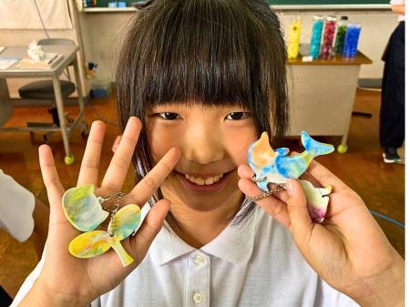給食の残りでコンポスト、育てたミニトマトを地域の介