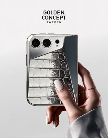 話題の二つ折りiPhone「Duo」に対応。GOLDEN CONCEPT