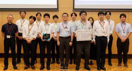 日立ソリューションズ・テクノロジー、デンソーutf-8