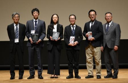 第69回秋季日本歯周病学会学術大会にて「歯周組織再生