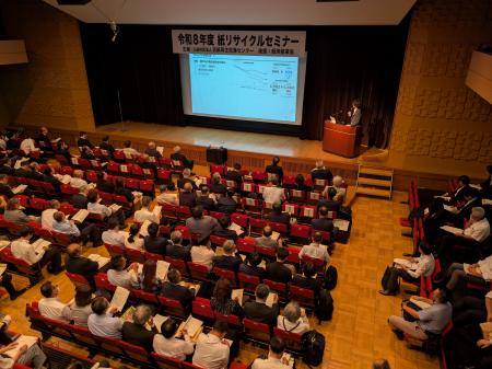 紙リサイクルを「知る」から「行動する」へ