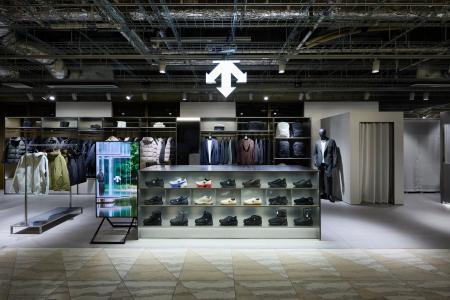 「DESCENTE ニュウマン高輪」 期間限定店から常設の直