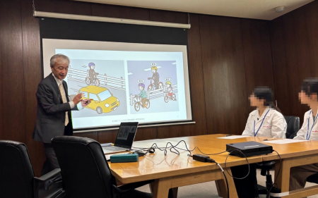 日本で働く外国籍人材を交通事故の被害者・加害者にし 日本で働く外国籍人材を交通事故の被害者・加害者にし