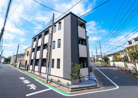 新築一棟収益木造アパート「SOLASIA LUFRA 金町」竣工