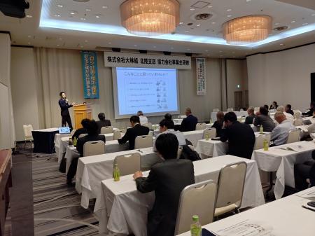 外国人を「採用する」から「戦力にする」へ。70カ国1,