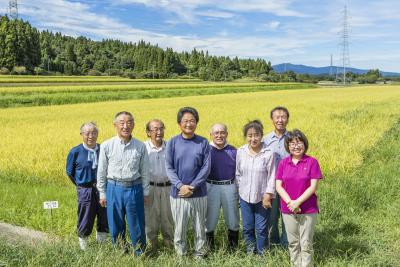水田率日本一の富山でお米食べ比べ・田植え体験及び 
