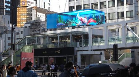サーチ、新宿サザンテラスビジョンに屋外広告視聴者デ