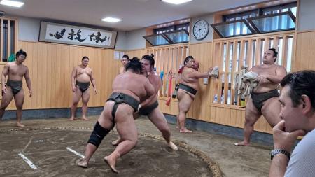 【新プラン】お相撲の朝稽古見学（ちゃんこ鍋朝食付き