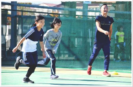 野口研治トレーナーの「夏休み 走り方教室」が好評の