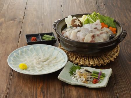 赤潮被害を乗り越えた“六倍の福（ふぐ）”！天然を超え