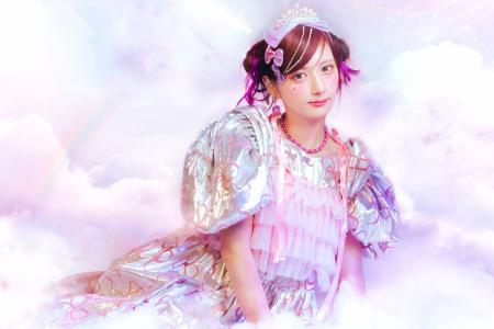 【大人気の原宿系動画クリエイターしなこ x Liquem】