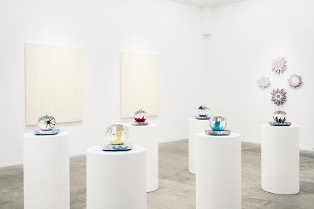 【展覧会】舘鼻則孝の個展「Under the Sun and Moon」